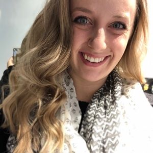Meet your Posher, Erin
